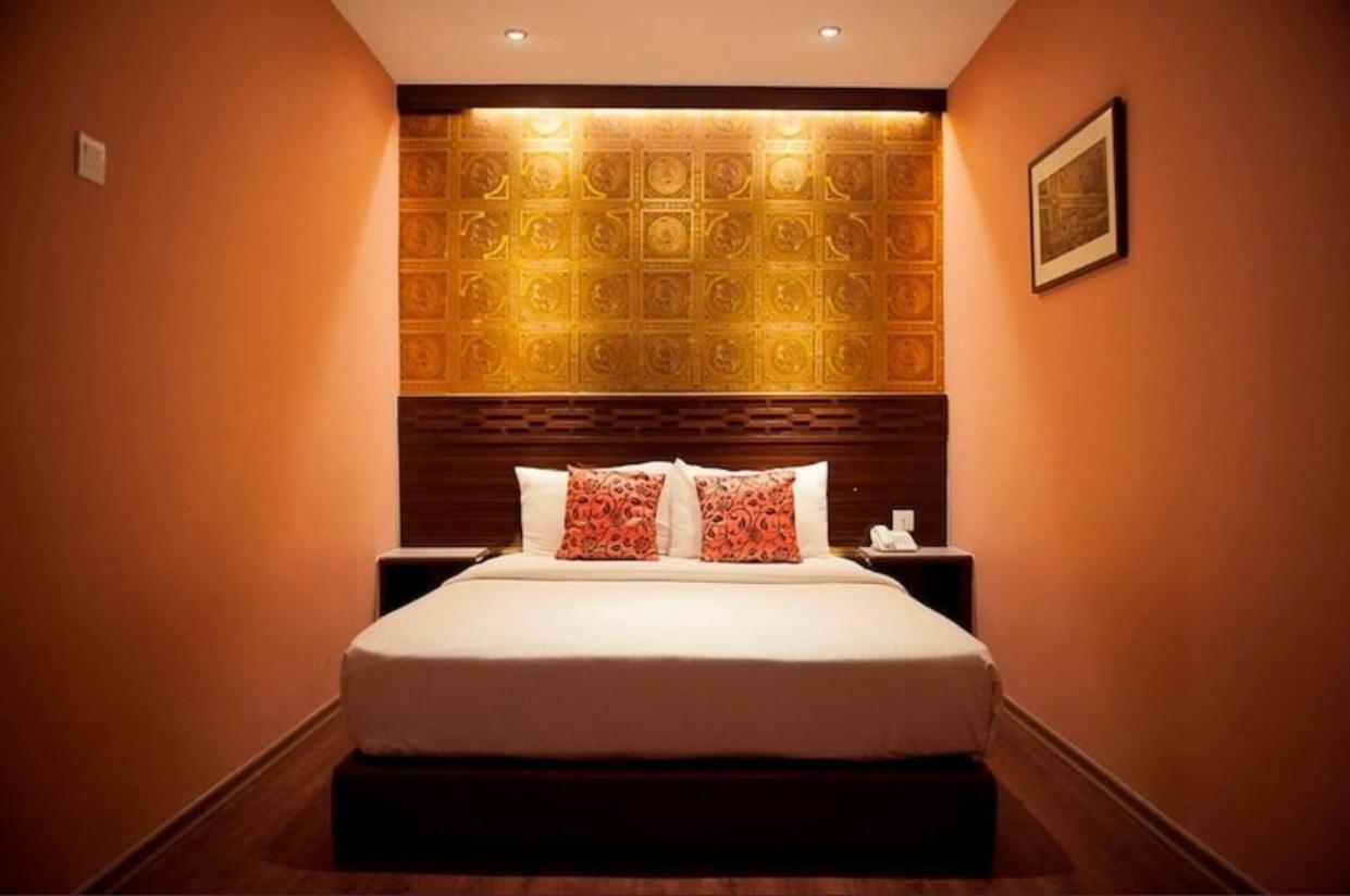Apple Hotel Penang George Town Esterno foto